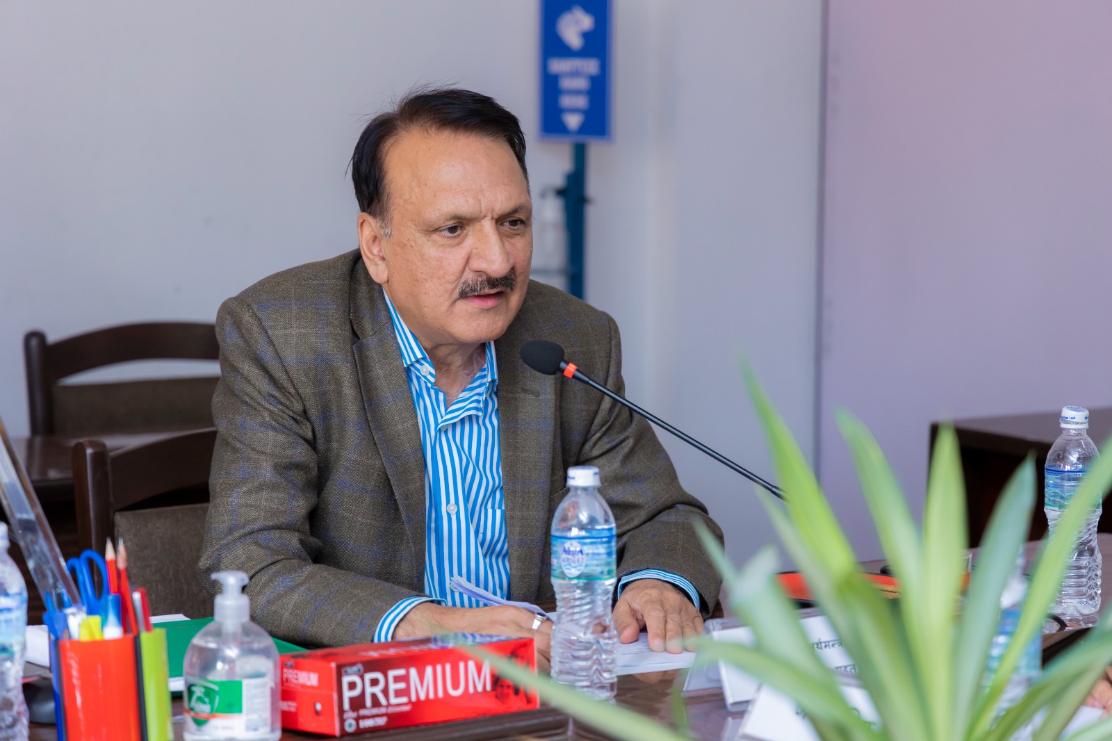 आर्थिक सर्वेक्षणमा बीमा क्षेत्र : लगानीयोग्य रकम ६ खर्ब ८२ अर्ब नाघ्यो (पुर्णपाठ सहित)