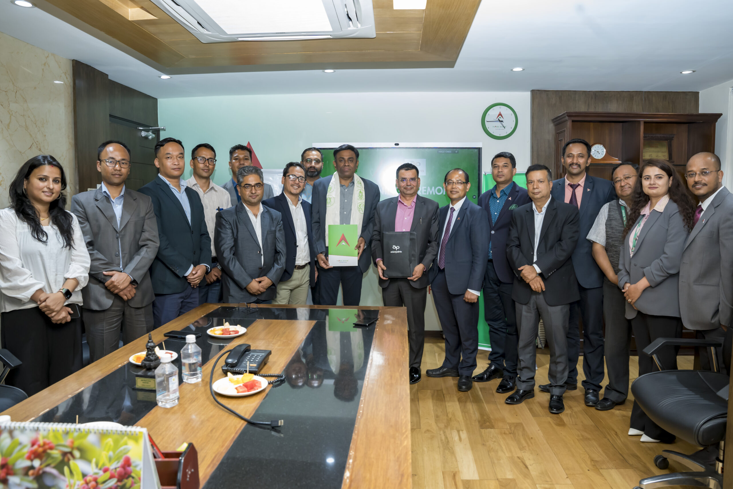 नबिल बैंक र एसियन पेन्टसबीच च्यानल फाइनान्सिङ सम्झौता