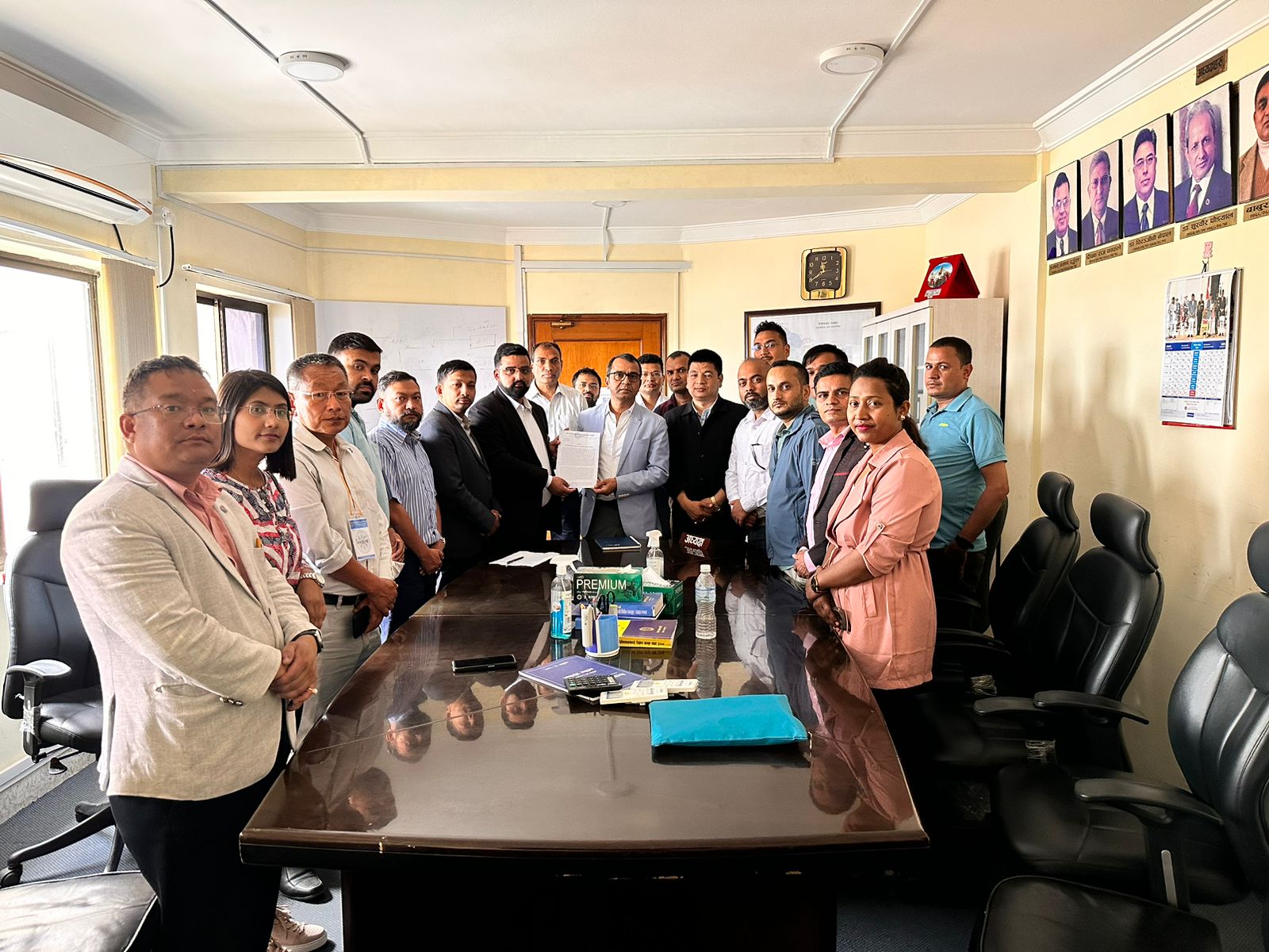 कारोबार सुचारु गरिदिन नयाँ ब्रोकर व्यवसायीको ज्ञापनपत्र, मासिक ४ करोड खर्च भइरहेको गुनासो