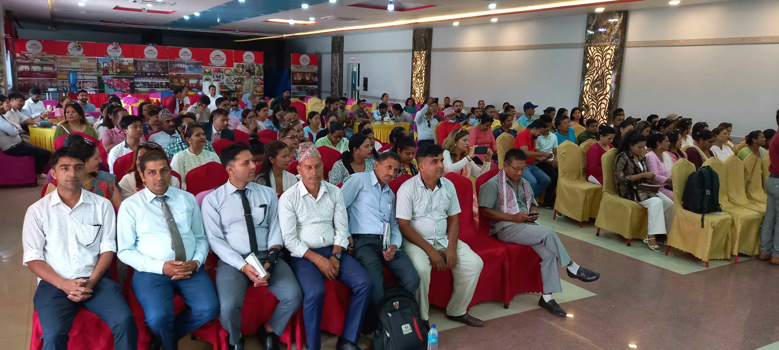 बिर्तामोडमा हिमालयन लाइफको अभिकर्ता प्रशिक्षण कार्यक्रम सम्पन्न