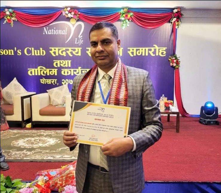 अभिकर्ता पेशा रमाउँदै कमाउने पेशा होः एजेन्सी म्यानेजर गजेन्द्र प्रसाद भण्डारी