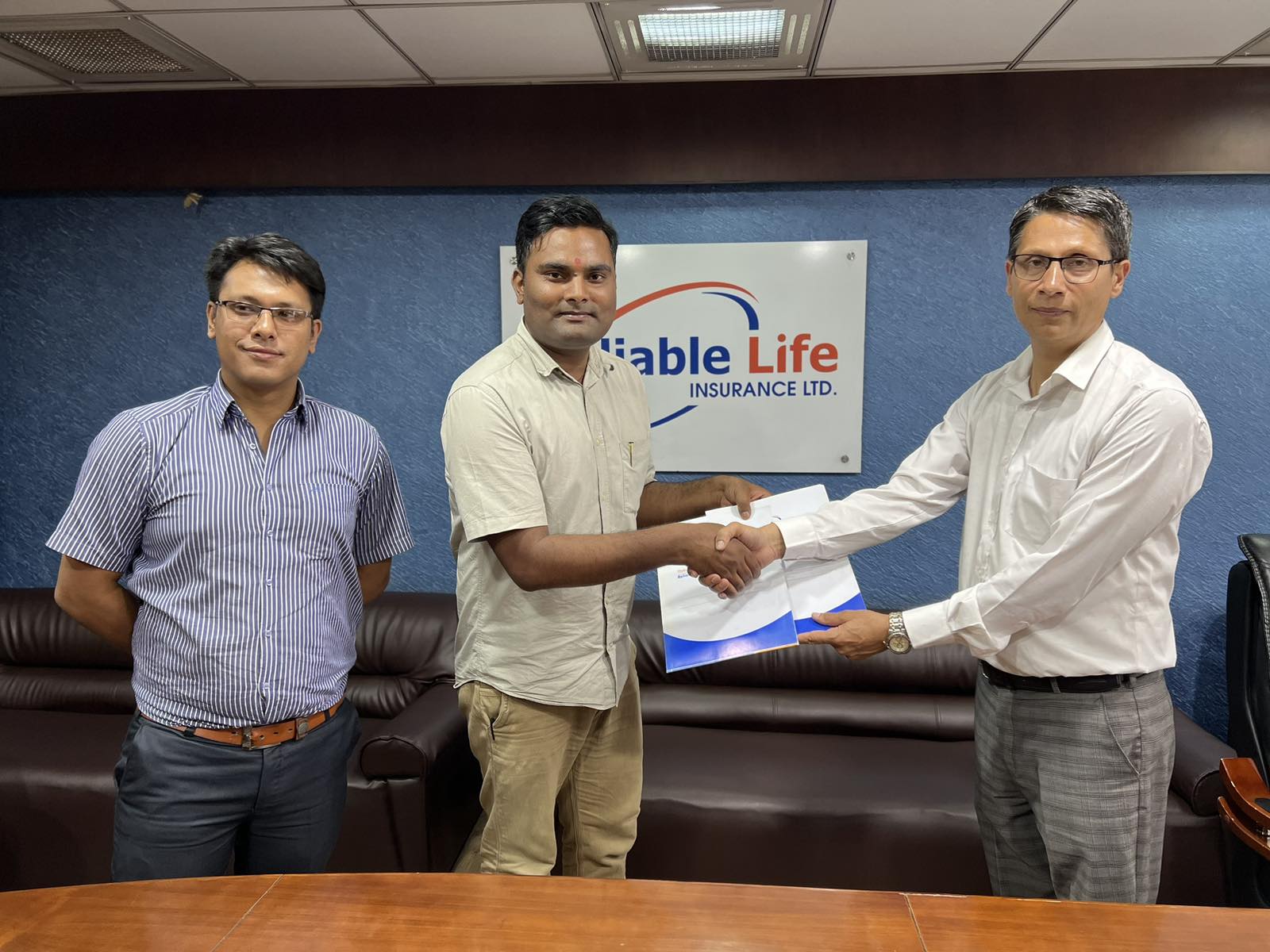 रिलायबल लाइफले गर्यो राष्ट्रिय क्रिकेट टिमका सबै खेलाडीहरुको म्यादी जीवन बीमा