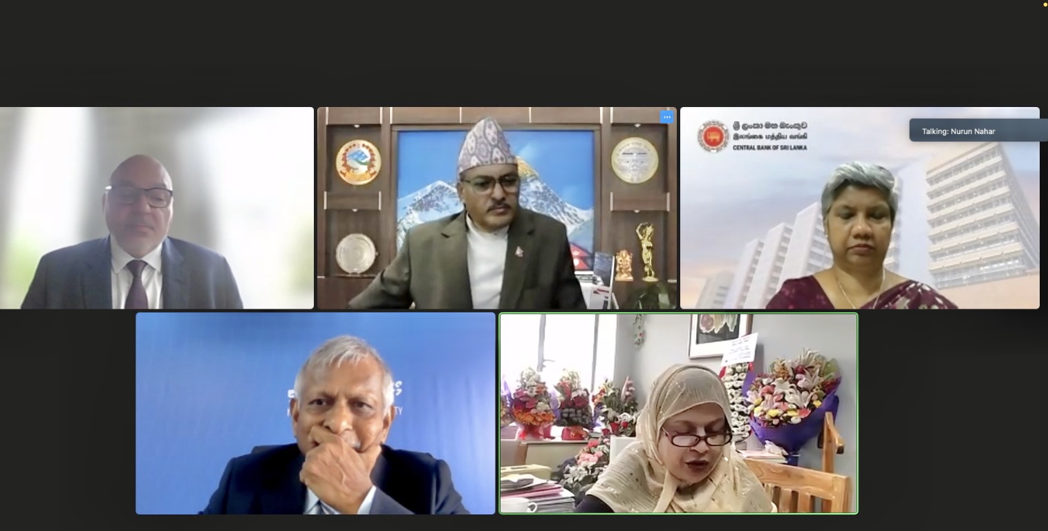 डिजिटल वित्तीय सेवा बैंकिङ प्रणालीको अभिन्न अङ्गः गभर्नर अधिकारी