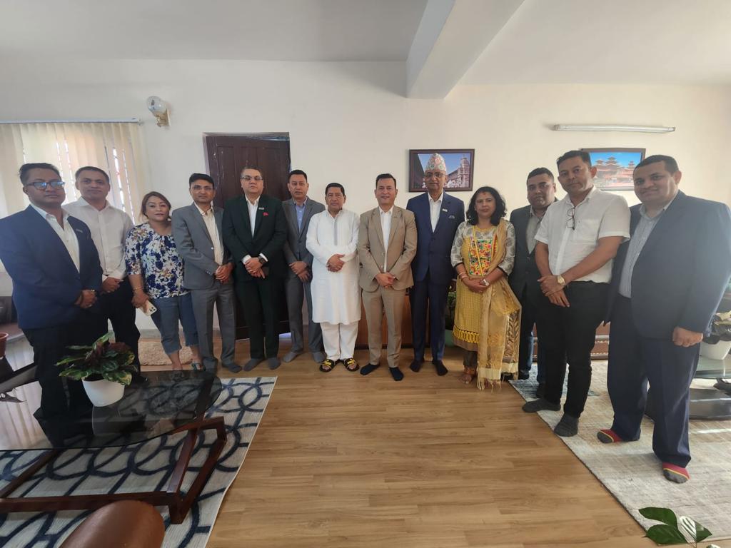 इप्पान पदाधिकारीसँग गृहमन्त्रीले भने सरकारले ऊर्जामा भएको ठूलो लगानीको सुरक्षा गर्छ