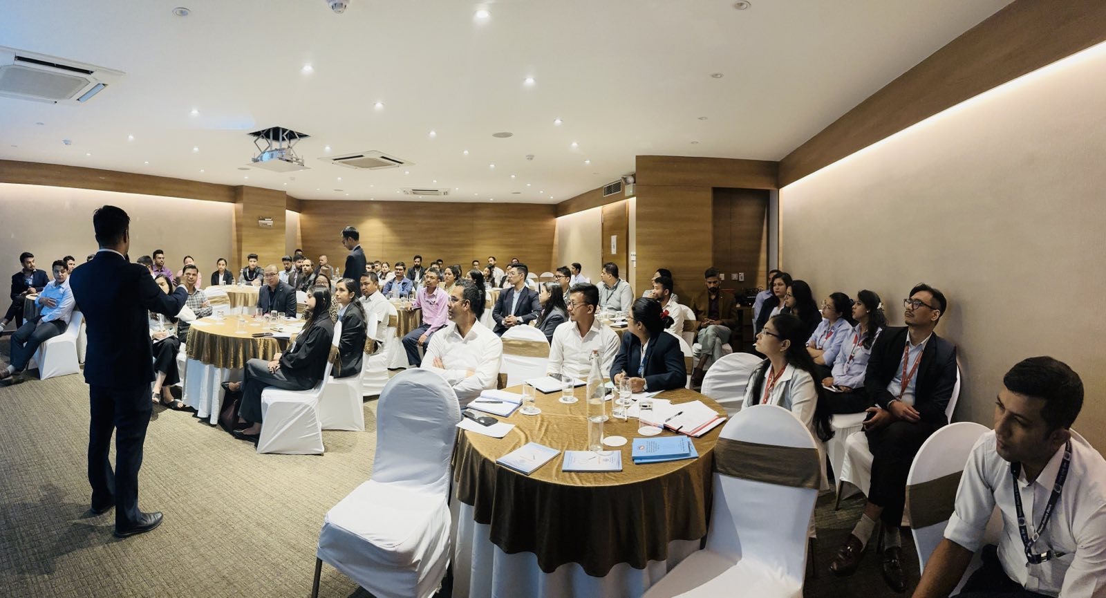 नेपाल मर्चेण्ट बैंकर संघको अभिमुखिकरण कार्यक्रम सम्पन्न