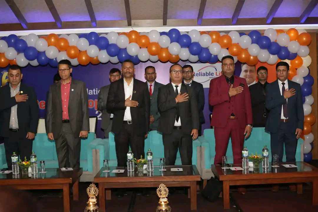 टप १०० लिडर्सलाई रिलायबल नेपाल लाइफले गर्यो सम्मान