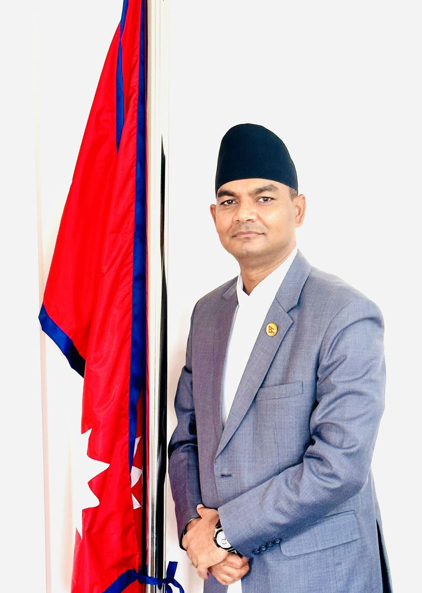 अर्थतन्त्र कठिन माेडमा रहेका बेला कृष्णहरिले पुनः पाए अर्थ सचिवकाे जिम्मेवारी