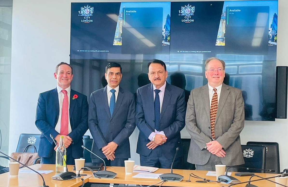 नेपालको नवीकरणीय उर्जामा लगानी गर्न बेलायतसंग अर्थमन्त्री महतको आग्रह