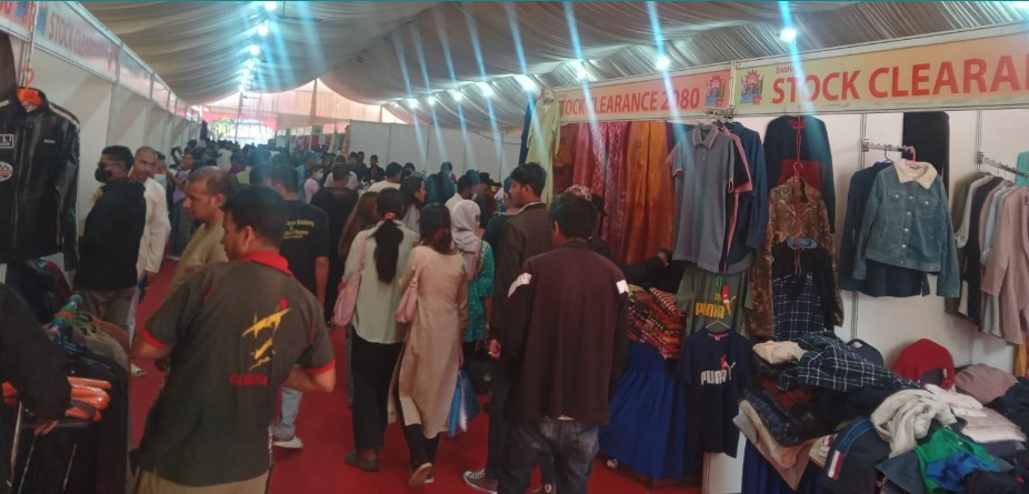 भृकुटीण्डपमा छैठौं संस्करणको स्टक क्लियरेन्स मेला ‘ग्राण्ड सेल’ सुरु