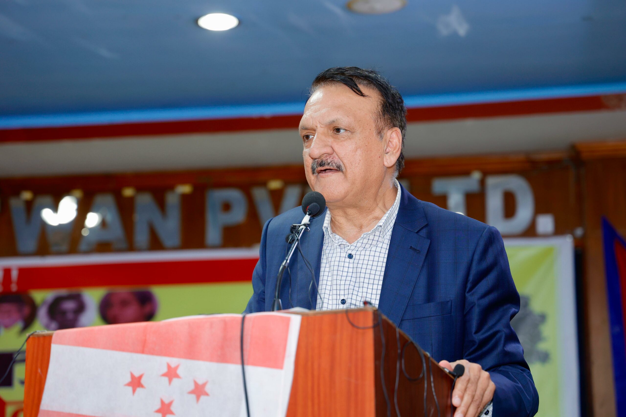 कांग्रेस एक ढिक्का भयो भने जुनसुकै समस्या समाधान हुन्छः अर्थमन्त्री डा. महत