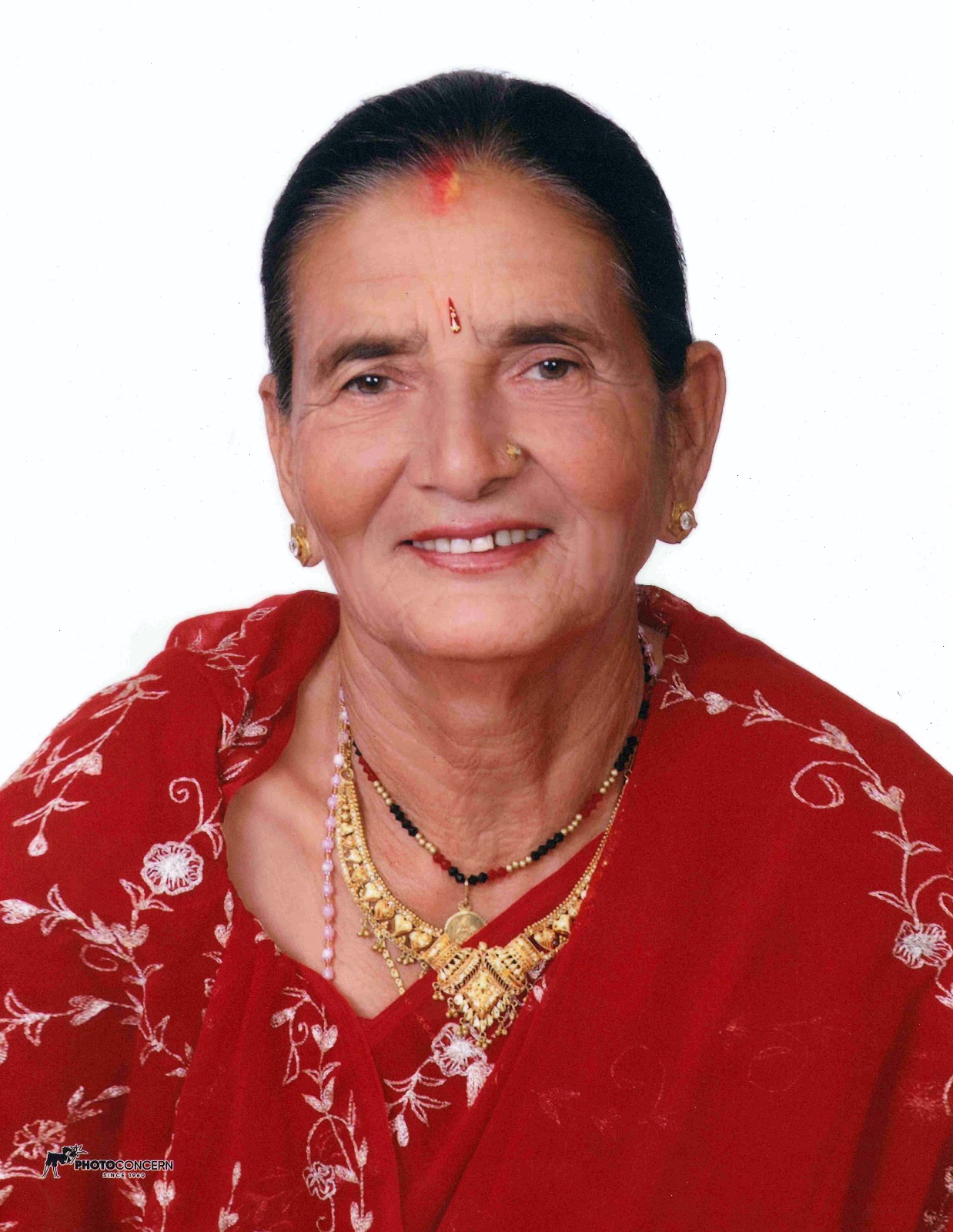 कोमल वलीको परिवारले स्वर्गीय आमाको नाममा स्थापना गरे २० लाख रुपैयाँको अक्षयकोष