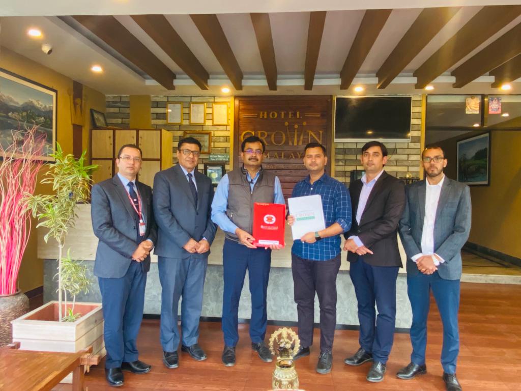 एभरेष्ट बैंकका ग्राहक र कर्मचारीले होटल क्राउन हिमालयजमा विशेष छुट पाउने