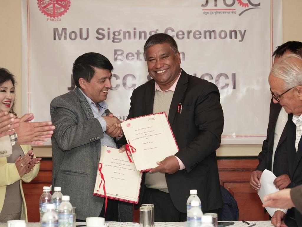 महासंघ र जेटीयूसीसीबीच असल श्रम सम्बन्ध विकासमा सहकार्य गर्न समझदारीपत्रमा हस्ताक्षर
