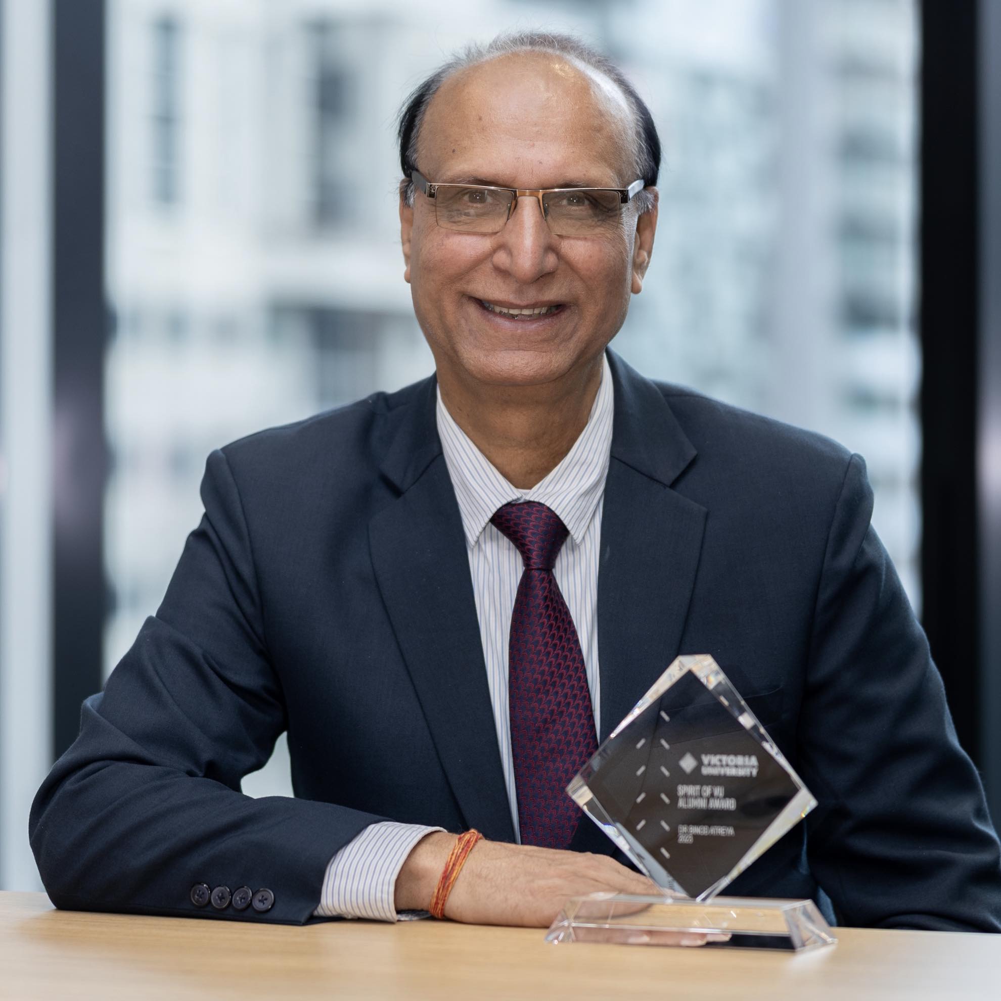 सिटिजन्स बैंकको स्वतन्त्र संचालकमा डा. आत्रेय नियुक्त