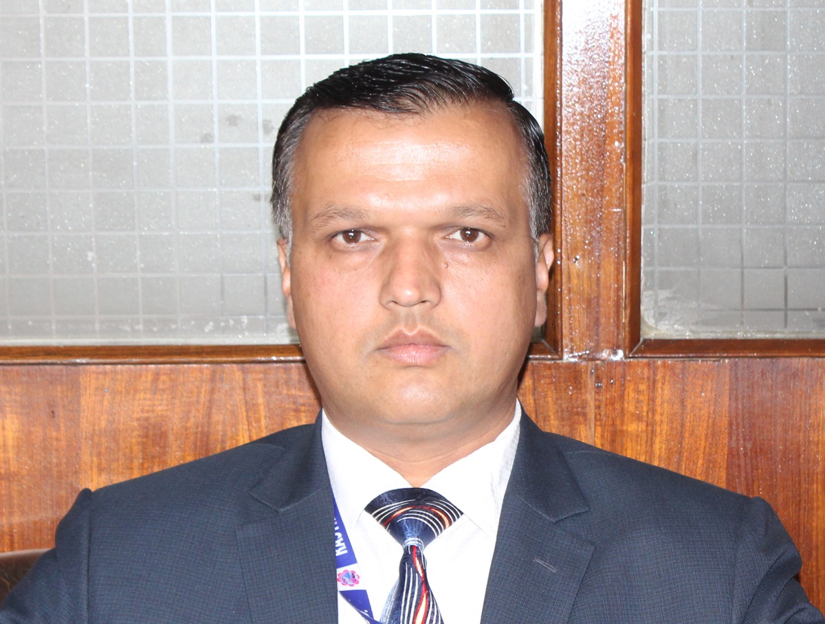 राष्ट्रिय बीमा कम्पनीको सीईओबाट बरालको राजीनामा स्वीकृत, निमित्त सीईओको जिम्मेवारी कोइरालालाई