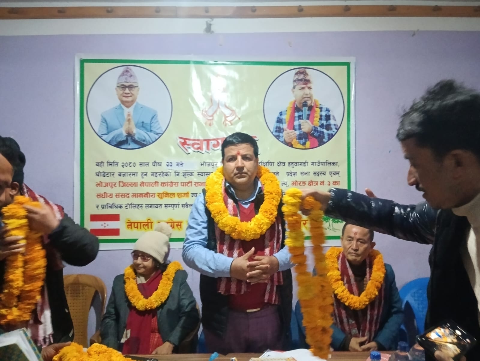 सांसद डा.शर्माद्वारा भोजपुरको दुई गाउँपालिकामा निःशुल्क स्वास्थ्य शिविर