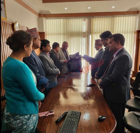 नेको इन्स्योरेन्सको अध्यक्षमा निरौला नियुक्त, ग्रहण गरे सपथ