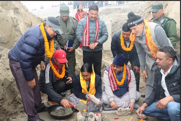 पुङ्गी खोला सौन्दर्यकरणको कार्य सुरु, प्रमुख दाहालद्धारा शिलान्यास