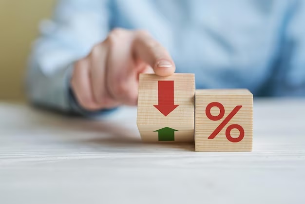 सिंगल डिजिटमा झर्यो एक दर्जन वाणिज्य बैंकको आधारदर, घट्न थाल्यो कर्जाको ब्याजदर