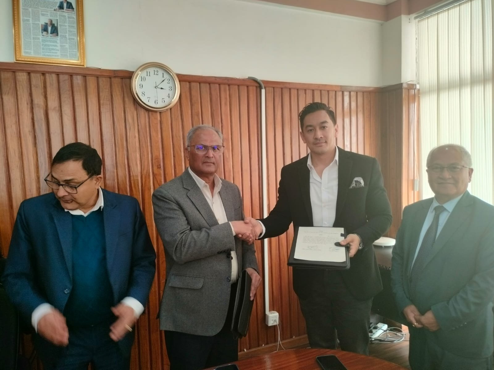 गार्डियन माइक्रो लाइफका अध्यक्ष श्रेष्ठले ग्रहण गरे सपथ