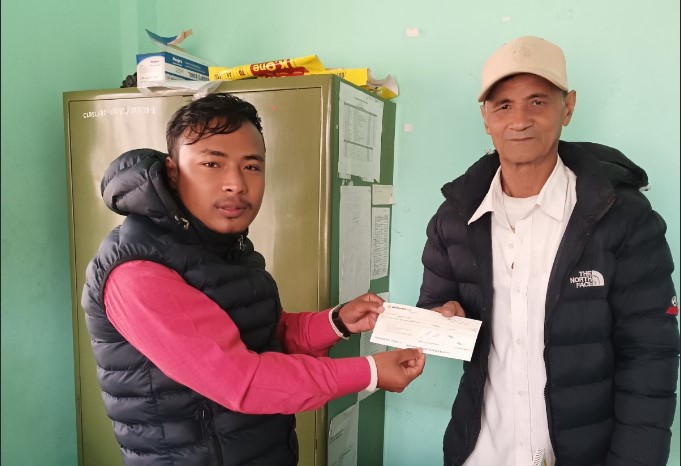 हिमालयन लघुवित्तद्वारा २.५ लाख ऋण मिनाहा, बीमा दाबी रकम भुक्तानी