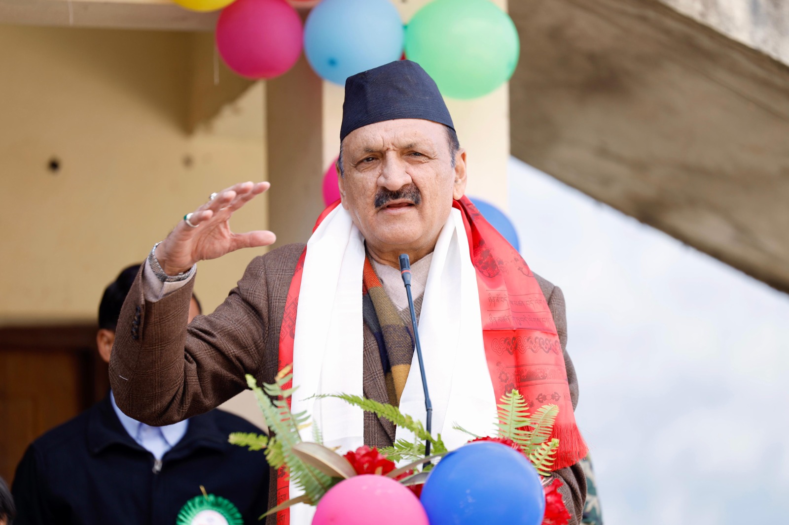 अभिभावकहरुलाई बालबालिकाको शिक्षामा ध्यान दिन अर्थमन्त्री डा. महतको आग्रह