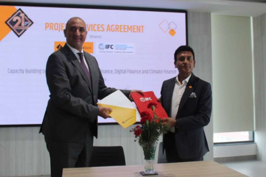 सिद्धार्थ बैंक र आईएफसीबीच सम्झौता