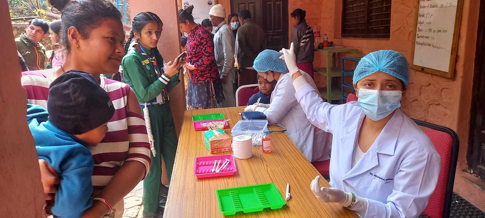 सरस्वती माध्यमिक विद्यालयमा निःशुल्क स्वास्थ्य शिविर सम्पन्न