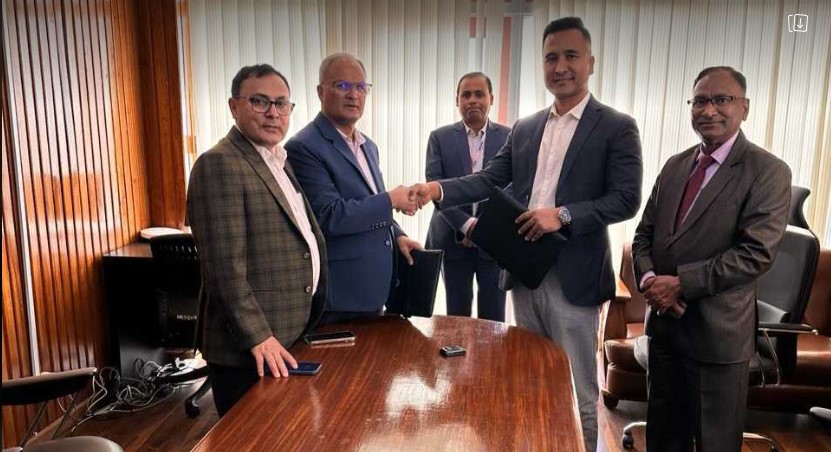 लिबर्टी माइक्रो लाइफका अध्यक्ष पाण्डेले लिए शपथ