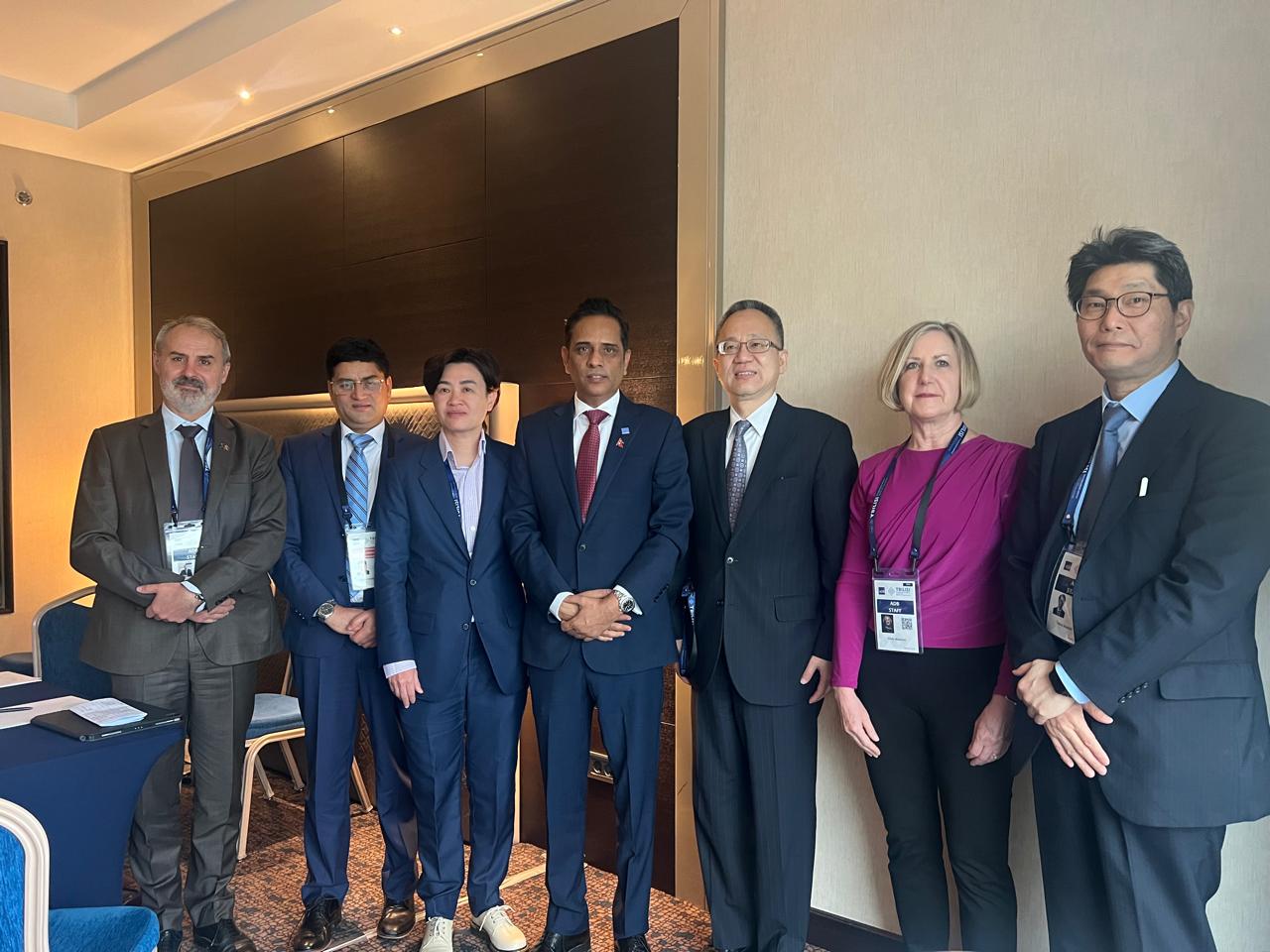 एडिबीले जलवायु परिवर्तनको असरसँग जुध्न नेपाललाई सहयोग बढाउने