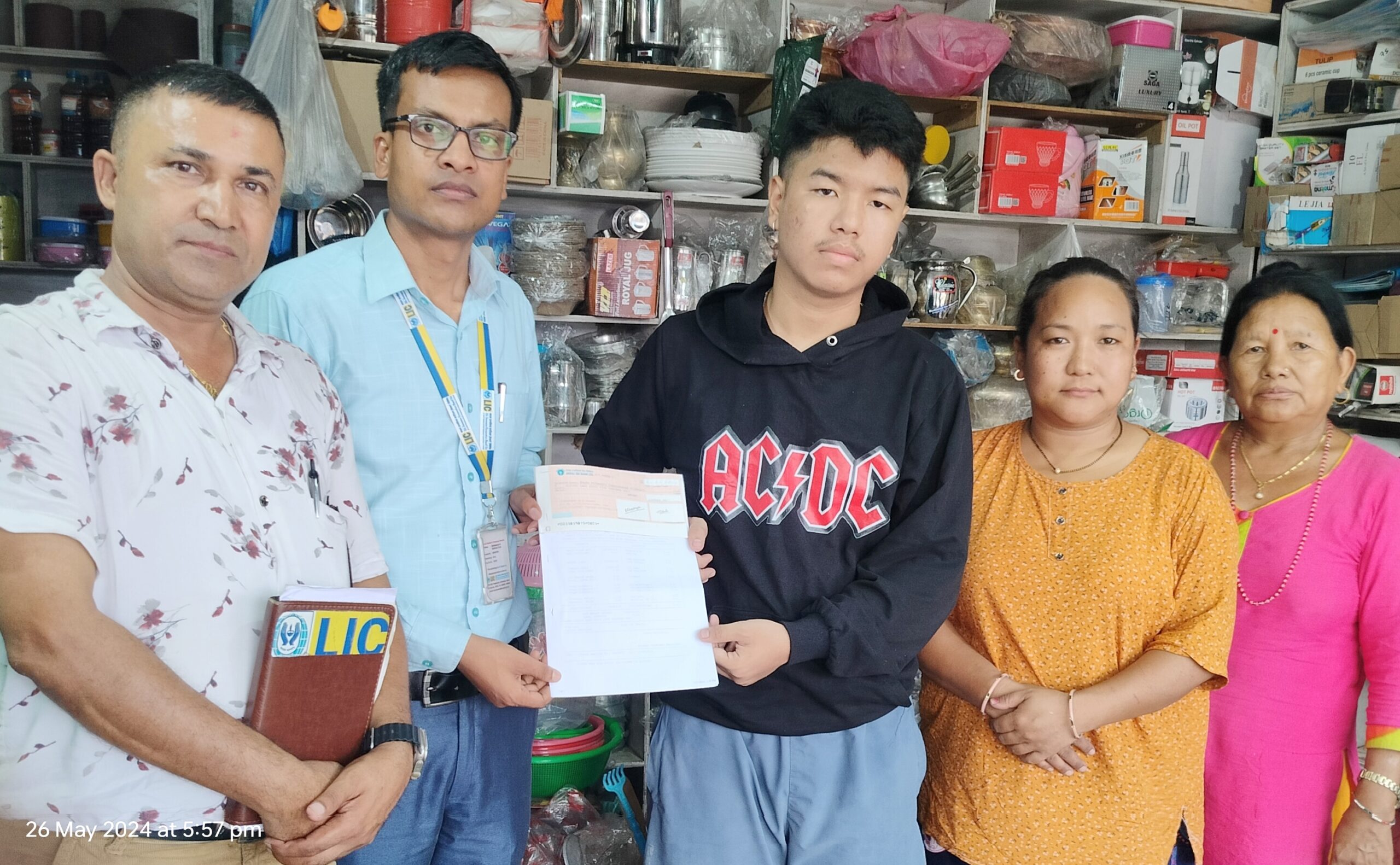 एलआइसी नेपालद्वारा ४५ लाख ६ हजार रुपैयाँ मृत्यु दाबी भुक्तानी