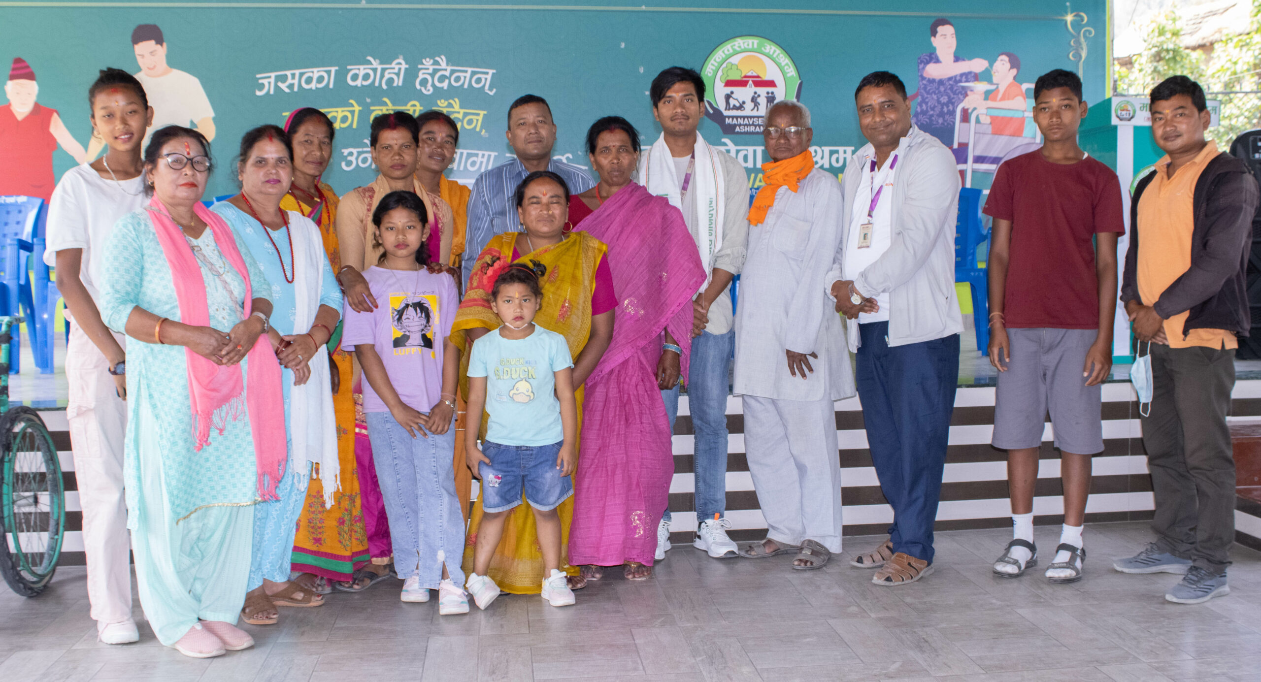 एशियन लाइफका सिनियर एजेन्सी म्यानेजर चौधरीद्धारा जन्मदिनमा खाद्यान्न वितरण