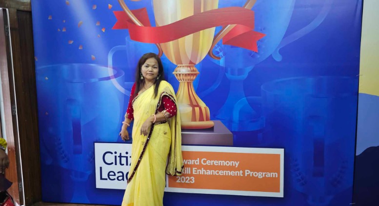 लेखापढीसँगै बीमा क्षेत्रमा संघर्ष गर्दै समीक्षा, भन्छिन् अभिकर्ता भनेको सुरक्षित भविष्यका लागि पहल गर्ने व्यक्ति हो