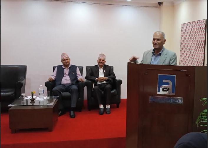 डिजिटल प्रविधि अनुरूप क्षमता अभिवृद्धि गरी सेवा प्रवाह गर्न अभिकर्तालाई अध्यक्ष सिलवालको निर्देशन