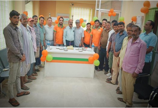 समृद्धि फाइनान्सको मधुवन शाखाले मनायो पहिलो बार्षिकोत्सब