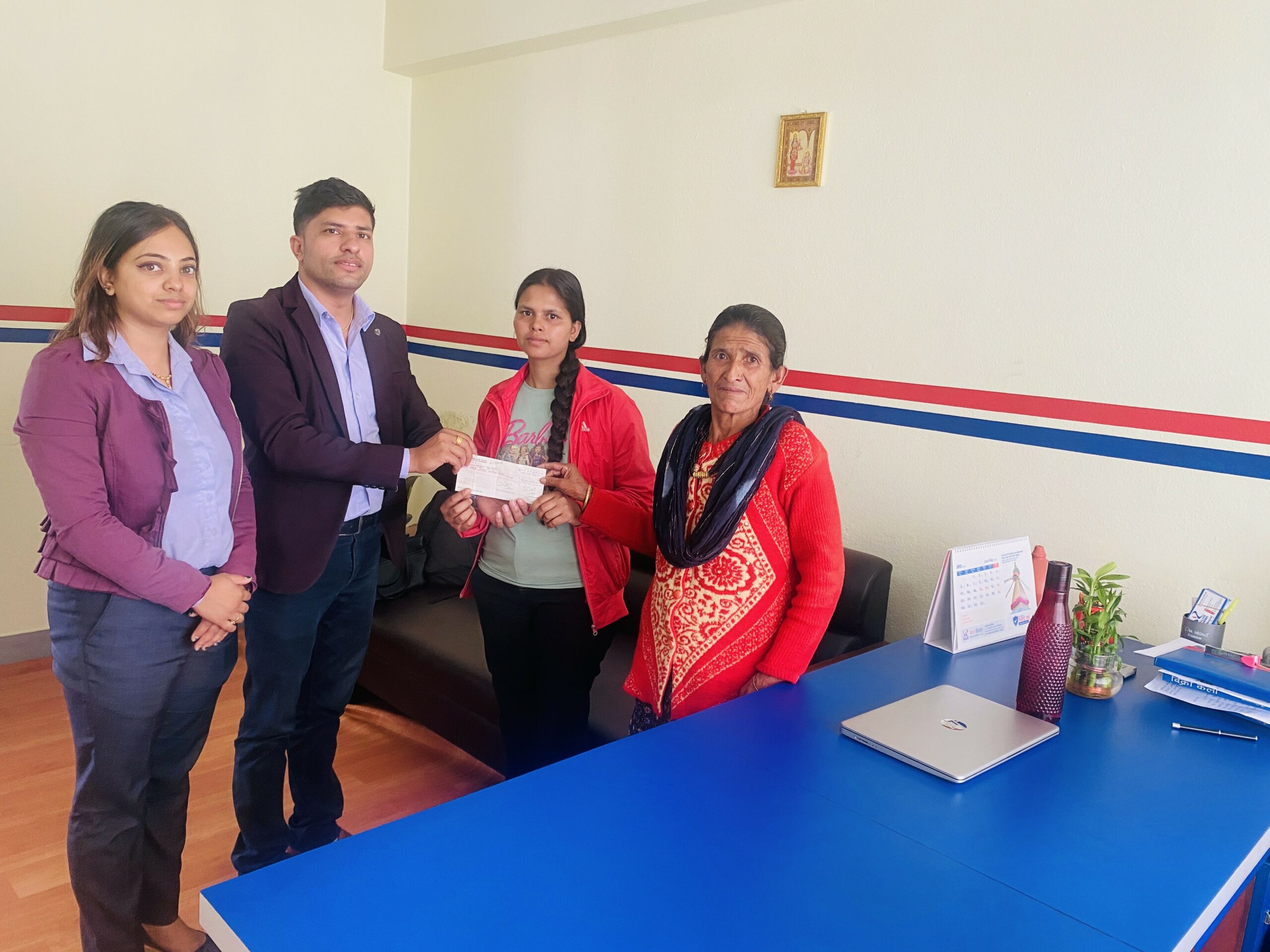 सन नेपाल लाइफद्वारा १२ लाख रुपैयाँ मृत्यु दाबी भुक्तानी