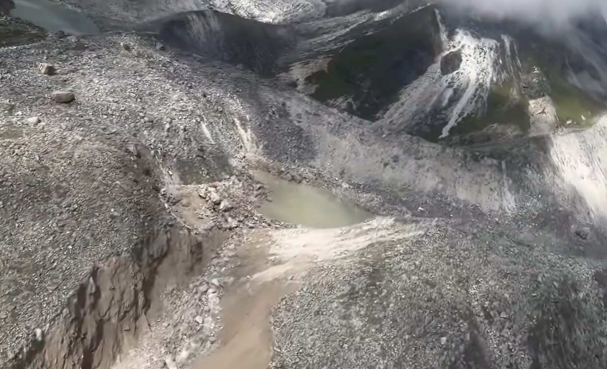 खुम्बुमा हिमताल फुटेर भीषण बाढी आएको पुष्टि