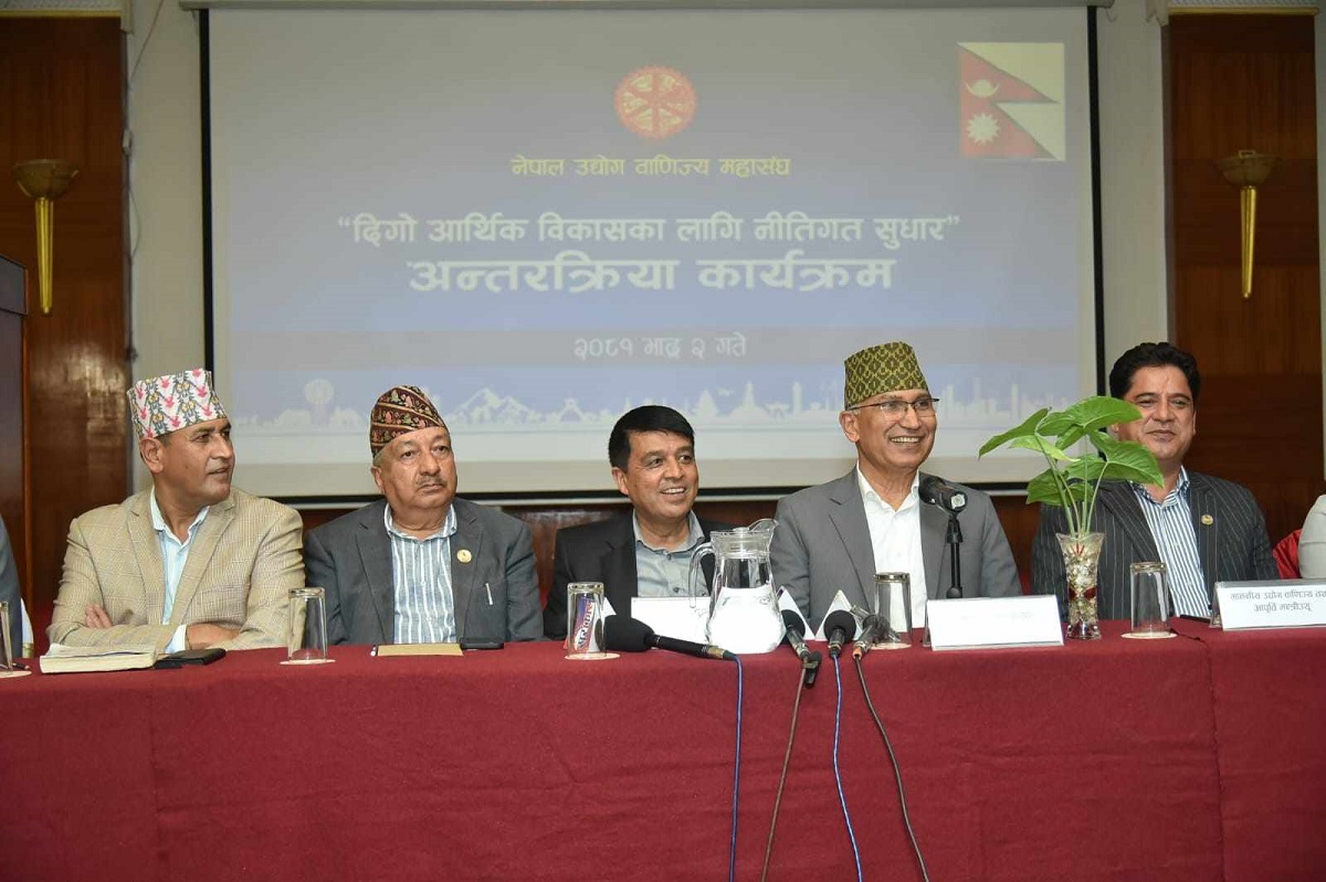 निजी क्षेत्र मैत्री वातावरण बनाउन सांसदहरुको प्रतिबद्धता