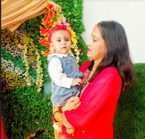 जन्म दिनको अवसरमा जेइसालाई ५ लाखको बाल अमृत बीमा पोलीसी उपहार