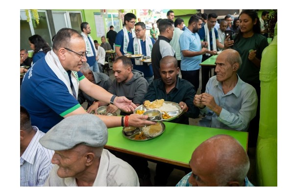 मेट लाइफद्वारा मानवसेवा आश्रममा १,७०० भन्दा बढी व्यक्तिलाई भोजन प्रदान