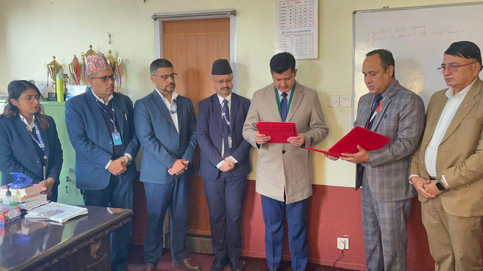 मेरो माइक्रोफाइनान्सको अध्यक्षमा पाण्डे र सञ्चालकमा मुलेपती नियुक्त