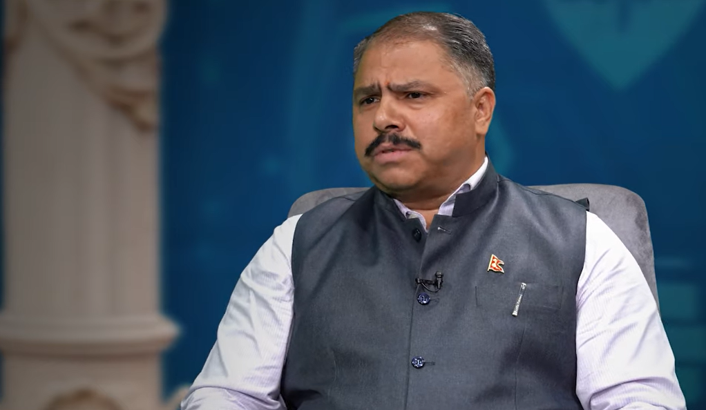 अभिकर्ताले दिमाग मात्र लगाएर होइन मनदेखि काम गर्नुपर्छः बीमा प्रशिक्षक पौडेल