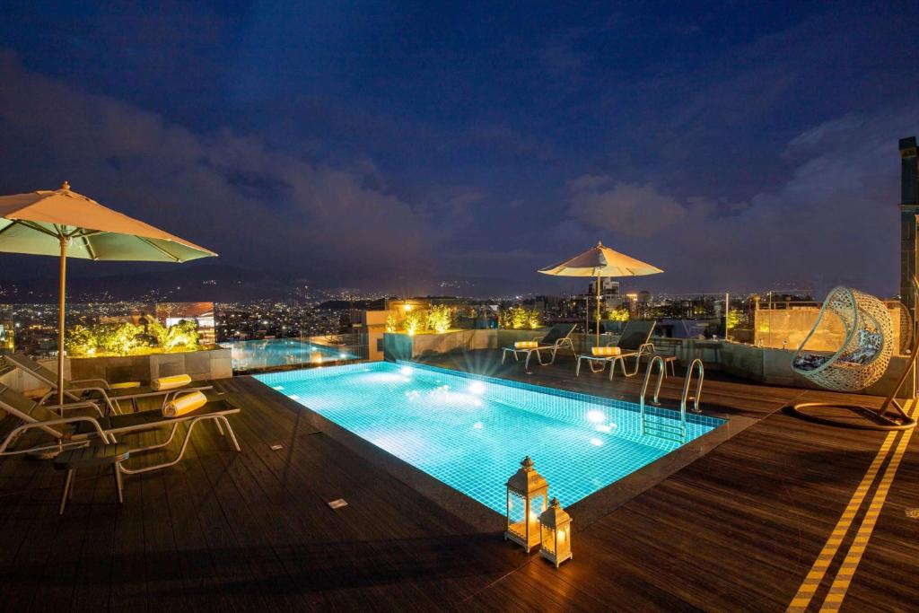 सञ्चालनको छोटो समयमै नाफा कमाएको ठमेल प्लाजाले आइपिओका लागि पायो रेटिङ