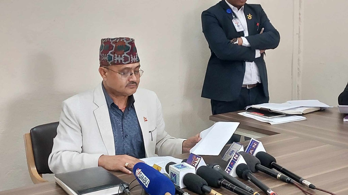 स्वास्थ्य बीमा बोर्डमा बसौलाको कार्यकालमा बने १८ वटा कार्यविधि, अरु के-के भए उपलब्धि ?