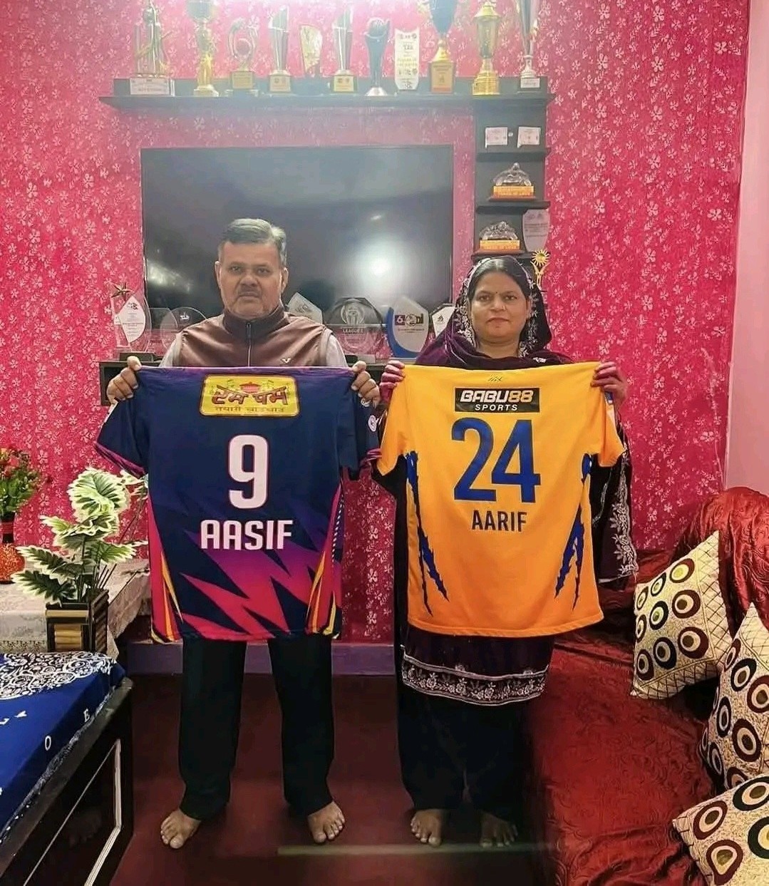 एनपिएलको फाइनल खेलमा एकै परिवारका दुई भाई प्रतिस्पर्धि टोलीबाट भिड्दै