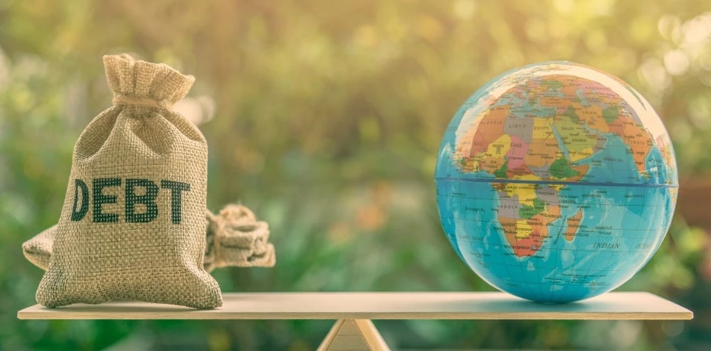 विश्वव्यापी ऋण १०२ ट्रिलियन डलर नाघ्यो, कुन देशको सबैभन्दा बढी ?