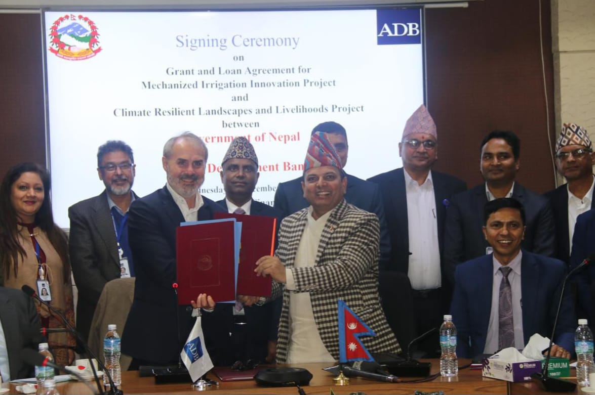 नेपाल र एडीबीबीच सीएलआरआरपीका लागि रु. २१.२३ अर्बको सहुलियत कर्जा र अनुदान सम्झौता