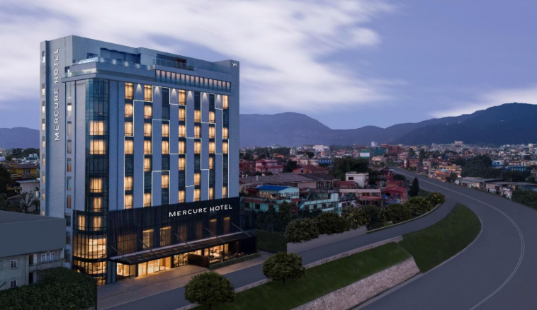 नेपालको पर्यटन बजारमा उम्रिरहेका पाँचतारे होटलका चुनाैती