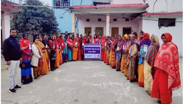 निर्धन उत्थान लघुवित्तद्वारा व्यवसायिक भैंसी तथा गाई पालन तालिम प्रदान