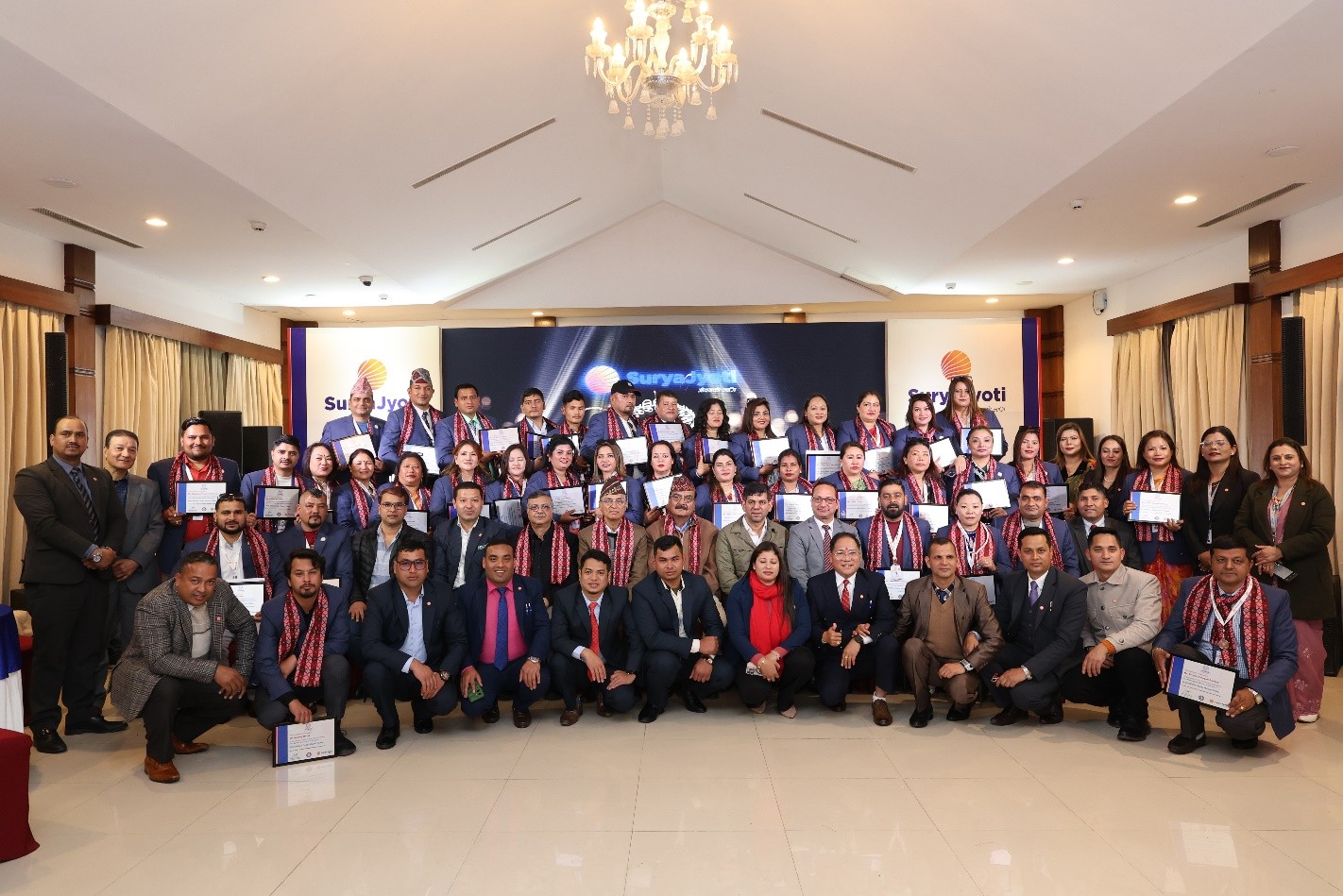 Suryajyoti Life’s MDRT agent honored at Chandragiri Hills